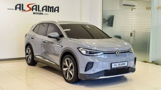 Подержанный Volkswagen ID.4, 2022 в Шардже от Alsalama Motors Серый цвет. Китайская | AUTO.AE