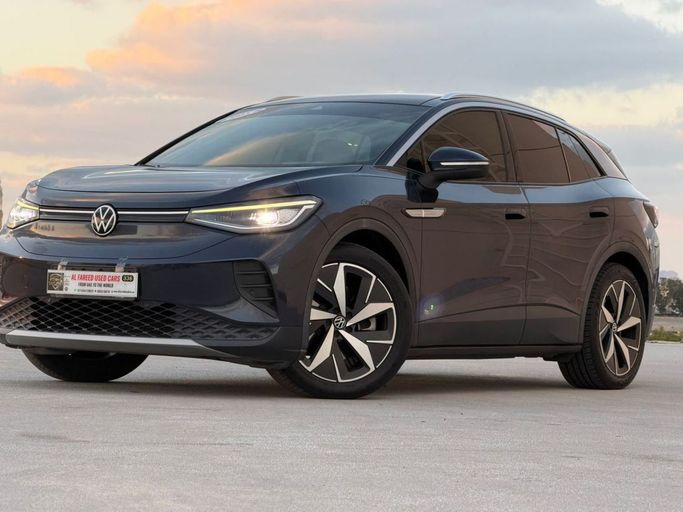 Подержанный Volkswagen ID.4, 2021 в Шардже от Al Fareed Used Cars Серый цвет. GCC | AUTO.AE