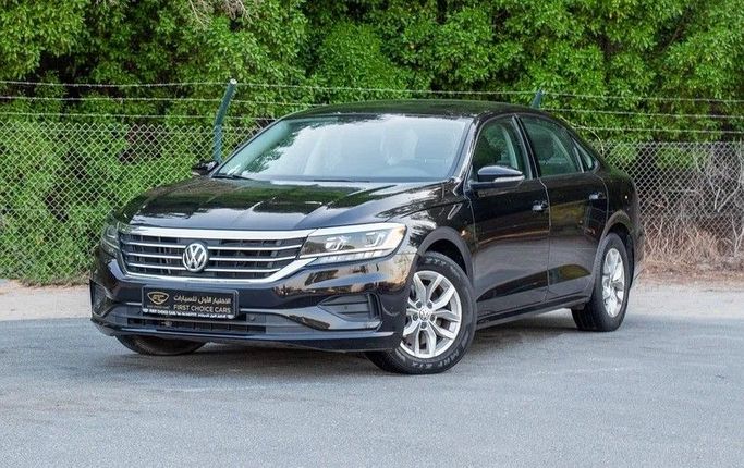 Подержанный Volkswagen Passat B8, 1.4 л, 2020 в Шардже от First Choice Cars Черный цвет. GCC | AUTO.AE