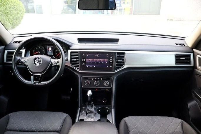 Used Volkswagen Teramont I, 3.6 l, 2019 in Sharjah by Al Rukin Al Saudi, White color. GCC Specs | AUTO.AE