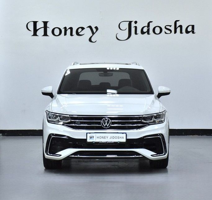 Used Volkswagen Tiguan R, 2.0 l, 2024 in Sharjah by Honey Gidosha Used Cars Tr., White color.  | AUTO.AE