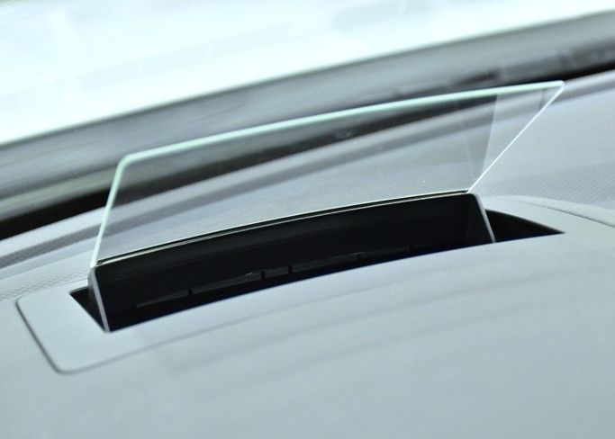 Used Volkswagen Tiguan R, 2.0 l, 2024 in Sharjah by Honey Gidosha Used Cars Tr., White color.  | AUTO.AE