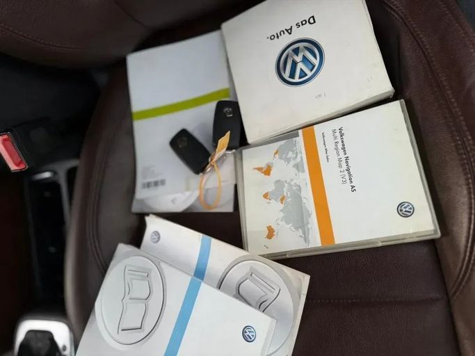 Подержанный Volkswagen Tiguan II, 2.0 л, 2016 в Шардже от Al Sayed Ezzat Khamis Черный цвет. GCC | AUTO.AE