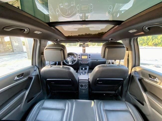 Used Volkswagen Tiguan I Facelift, 2.0 l, 2014 in Sharjah by Berlin Used Cars, Grey color. GCC Specs | AUTO.AE