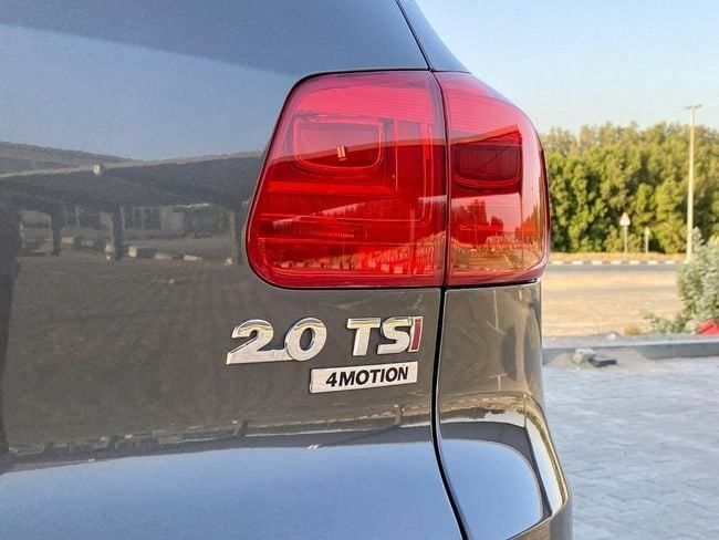 Used Volkswagen Tiguan I Facelift, 2.0 l, 2014 in Sharjah by Berlin Used Cars, Grey color. GCC Specs | AUTO.AE