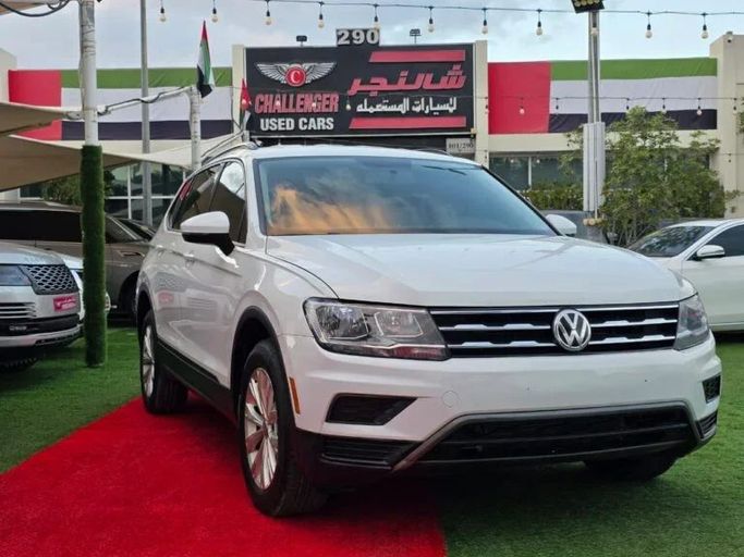 Used Volkswagen Tiguan II (China Market), 2.0 l, 2020 in Sharjah by Challenger Used Cars, White color. American Specs | AUTO.AE