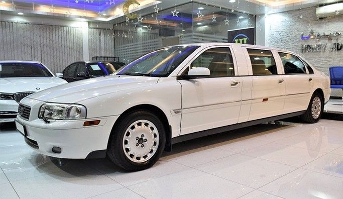 Подержанный Volvo S80 I Рестайлинг, 2.9 л, 2004 в Шардже от Honey Gidosha Used Cars Tr. Белый цвет.  | AUTO.AE