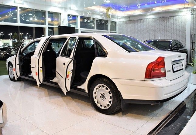 Подержанный Volvo S80 I Рестайлинг, 2.9 л, 2004 в Шардже от Honey Gidosha Used Cars Tr. Белый цвет.  | AUTO.AE