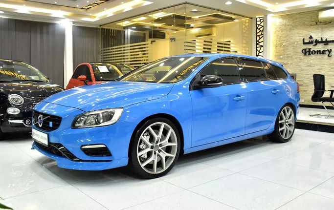 مستعملة Volvo V60 أنا فيس ليفت, 3.0 l, 2016 في في الشارقة من Honey Jidosha Used Cars Tr.، اللون أزرق فاتح. مواصفات الخليج | AUTO.AE | إعلان #272987