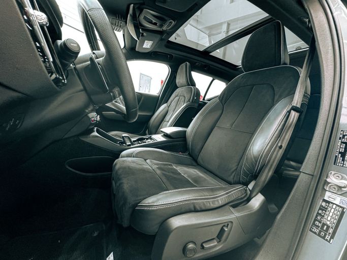 Used Volvo XC40 I, 2.0 l, 2020 in Sharjah by Ryno Cars, Grey color. GCC Specs | AUTO.AE