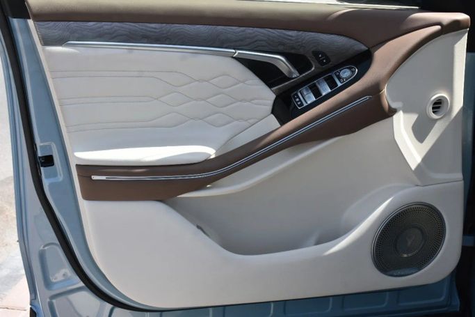 Новый Voyah Free I, 1.5 л, 2022 в Шардже от Alfaris Used Cars Голубой цвет. Other | AUTO.AE