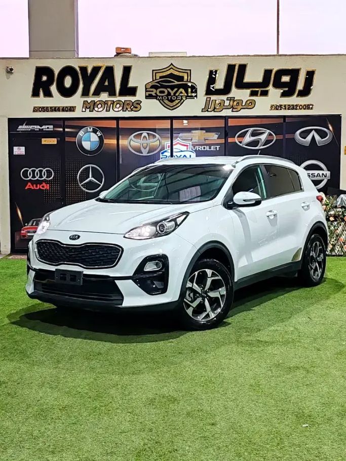 مستعملة Kia Sportage فيس ليفت IV, 2.0 l, 2021 في في أم القيوين من ROYAL MOTORS، اللون أبيض. مواصفات الخليج | AUTO.AE | إعلان #239837