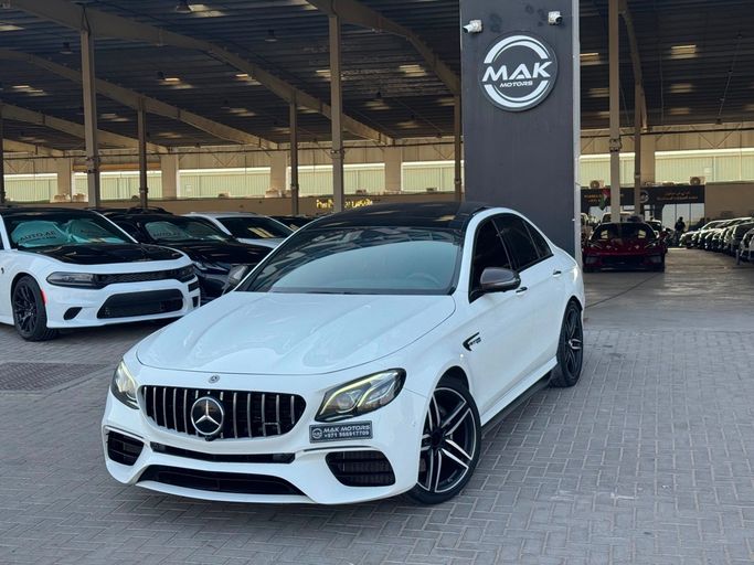 Подержанный Mercedes-Benz E-Class AMG 63 AMG S V (W213), 4.0 л, 2018 в Умм-Аль-Кувейне от MAK MOTORS Белый цвет. Корейская | AUTO.AE | Объявление #273229