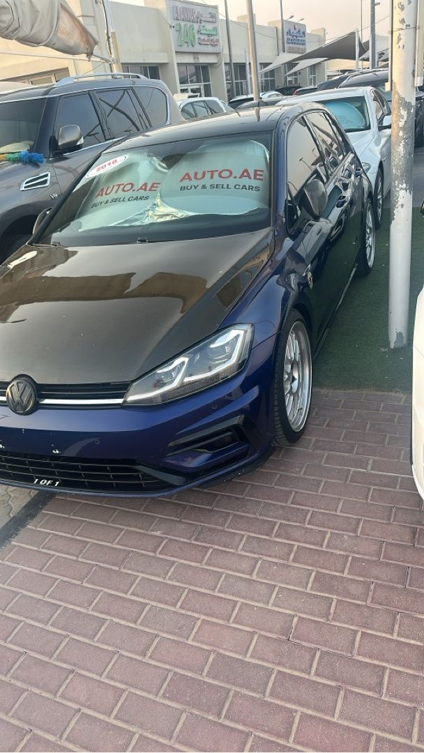 Подержанный Volkswagen Golf R VII Рестайлинг, 2.0 л, 2018 в Умм-Аль-Кувейне от TALAL MOTORS Синий цвет. GCC | AUTO.AE | Объявление #272227