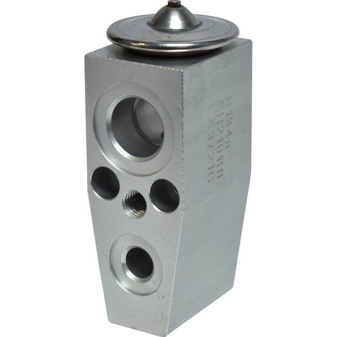 UAC-EX9721C, Universal Air Conditioner Air Conditioning Expansion Valves for 2008-2011 FOCUS - EX 9721C في الإمارات العربية المتحدة, دبي. Condition - new. Price 110 AED. Photo, seller contacts | AUTO.AE