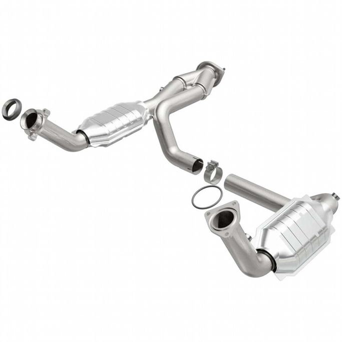 51097, MAGNAFLOW 51097 Catalytic Converter Direct-Fit OEM Grade for CHEVROLET Avalanche 1500 2002-2006 في الإمارات العربية المتحدة, دبي. Condition - new. Price ⁦3,840 AED⁩. Photo, seller contacts | AUTO.AE