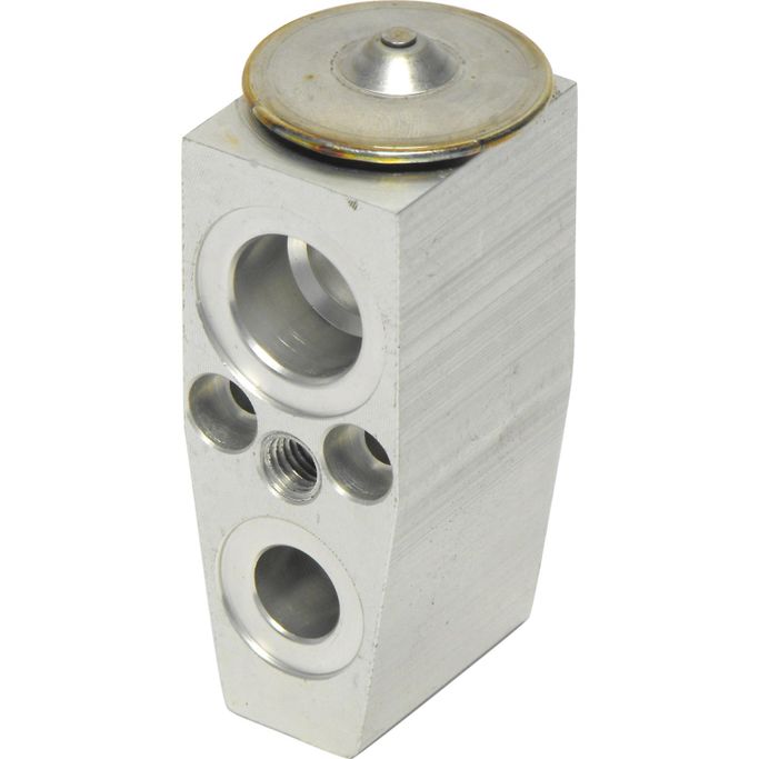 UAC-EX10370C, Universal Air Conditioner Air Conditioning Expansion Valves for 2018-2025 CASCADIA, 2009-2014 F-150, 2009-2017 NAVIGATOR - EX 10370C في الإمارات العربية المتحدة, دبي. Condition - new. Price ⁦90 AED⁩. Photo, seller contacts | AUTO.AE