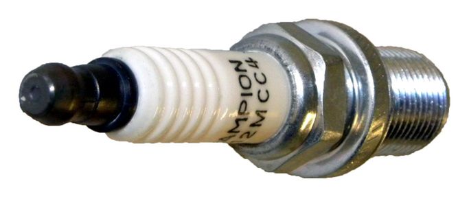 CWA-56028236AA, Crown Automotive Spark Plugs 56028236AA в ОАЭ, Дубай. Состояние - новое. Цена 40 AED. Фото, контакты продавца | AUTO.AE