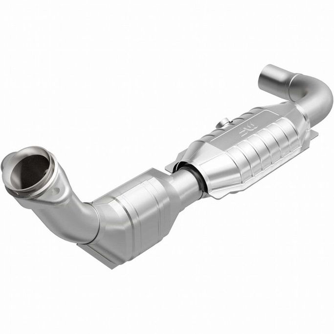 447113, MAGNAFLOW 447113 Catalytic Converter Direct-Fit California Grade for FORD Expedition 1999-2000 in UAE, Dubai. Condition - new. Price ⁦4,570 AED⁩. Photo, seller contacts | AUTO.AE