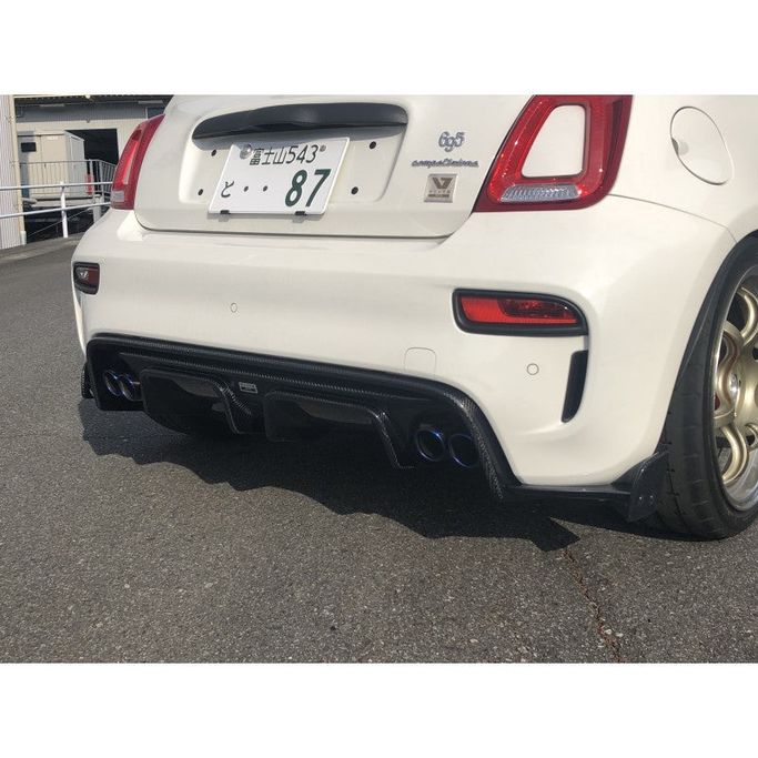 VIITS-BD005, HKS VIITS-BD005 Rear Diffuser VIITS for ABARTH 695 2023+ في الإمارات العربية المتحدة, دبي. Condition - new. Price 11,570 AED. Photo, seller contacts | AUTO.AE