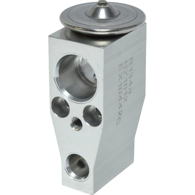 UAC-EX10442C, Universal Air Conditioner Air Conditioning Expansion Valves for 2014-2018 3, 2014-2021 6, 2013-2021 CX-5 - EX 10442C في الإمارات العربية المتحدة, دبي. Condition - new. Price 110 AED. Photo, seller contacts | AUTO.AE