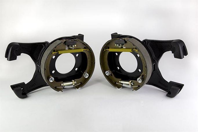 WIL-249-12668-69, Wilwood Drum Brake Backing Plates 249-12668/69 في الإمارات العربية المتحدة, دبي. Condition - new. Price ⁦1,950 AED⁩. Photo, seller contacts | AUTO.AE