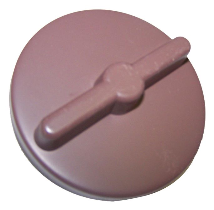 CWA-J8123141, Crown Automotive Fuel Caps J8123141 في الإمارات العربية المتحدة, دبي. Condition - new. Price ⁦60 AED⁩. Photo, seller contacts | AUTO.AE