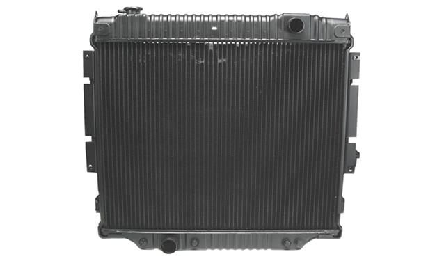 SUM-382037, Summit Racing™ Classic OEM Radiators for 1983-1994 F-250, F-350 - SUM-382037 في الإمارات العربية المتحدة, دبي. Condition - new. Price ⁦3,580 AED⁩. Photo, seller contacts | AUTO.AE