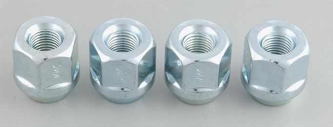 SUM-7540025, Summit Racing™ Lug Nuts SUM-7540025 in UAE, Dubai. Condition - new. Price ⁦30 AED⁩. Photo, seller contacts | AUTO.AE