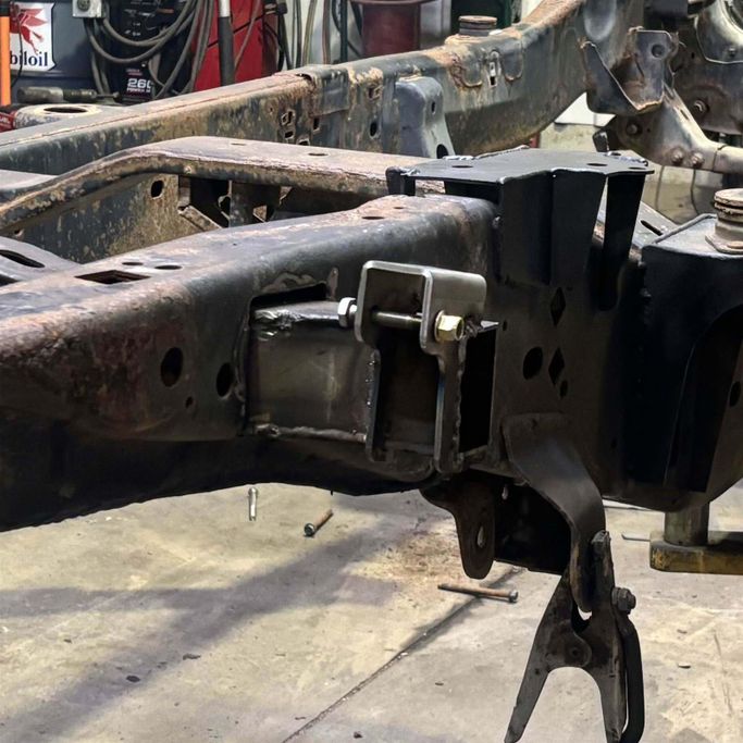 RBF-RB7027R, Rust Buster Shock Mounts for 2009-2014 F-150 - RB7027R في الإمارات العربية المتحدة, دبي. Condition - new. Price 290 AED. Photo, seller contacts | AUTO.AE