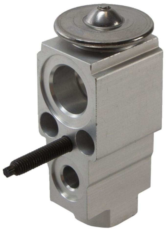FSS-39670, Four Seasons Air Conditioning Expansion Valves for 2022-2024 DISCOVERY SPORT, 2019-2024 RANGE ROVER EVOQUE - 39670 في الإمارات العربية المتحدة, دبي. Condition - new. Price ⁦110 AED⁩. Photo, seller contacts | AUTO.AE