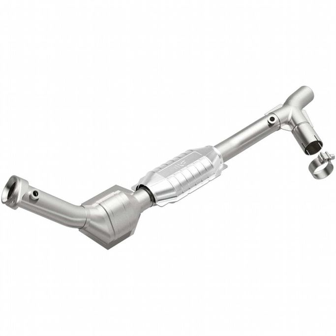 447130, MAGNAFLOW 447130 Catalytic Converter Direct-Fit California Grade for FORD Expedition 1997-1998 في الإمارات العربية المتحدة, دبي. Condition - new. Price ⁦4,830 AED⁩. Photo, seller contacts | AUTO.AE