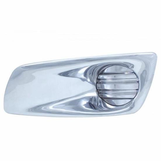 UPD-41540, United Pacific Front Bumper Light Bezels for 2007-2018 T660 - 41540 في الإمارات العربية المتحدة, دبي. Condition - new. Price ⁦200 AED⁩. Photo, seller contacts | AUTO.AE