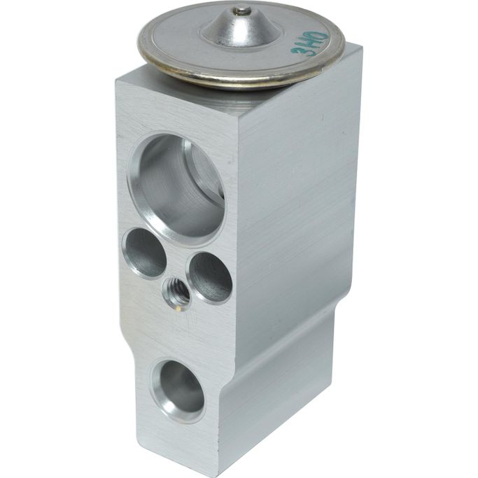 UAC-EX9771C, Universal Air Conditioner Air Conditioning Expansion Valves for 2017-2024 DISCOVERY, 2013-2022 RANGE ROVER, 2014-2022 RANGE ROVER SPORT - EX 9771C في الإمارات العربية المتحدة, دبي. Condition - new. Price ⁦80 AED⁩. Photo, seller contacts | AUTO.AE
