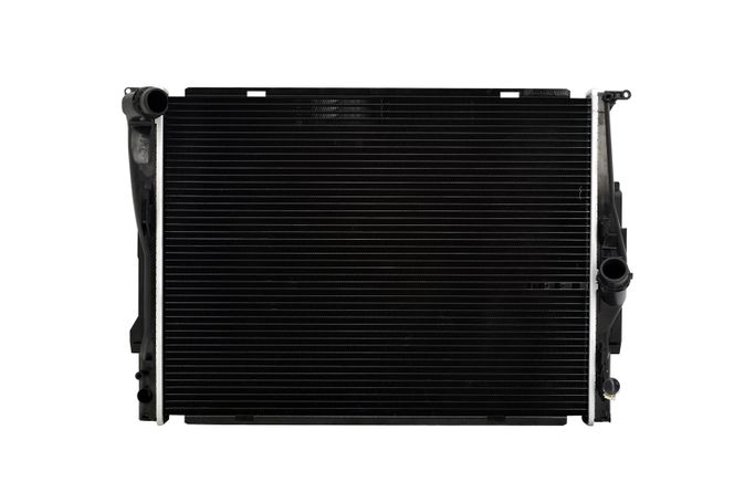 CSF-3718, CSF Radiators 3718 في الإمارات العربية المتحدة, دبي. Condition - new. Price 550 AED. Photo, seller contacts | AUTO.AE