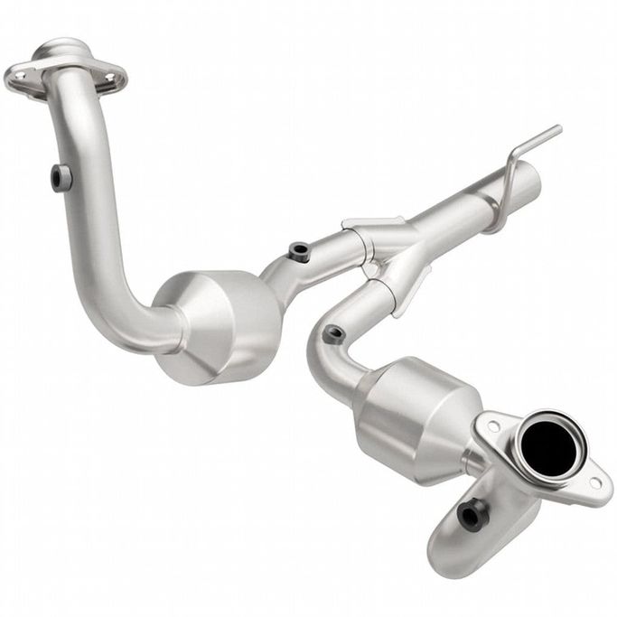 49070, MAGNAFLOW 49070 Catalytic Converter Direct-Fit OEM Grade for JEEP Grand Cherokee 2002-2004 in UAE, Dubai. Condition - new. Price ⁦5,610 AED⁩. Photo, seller contacts | AUTO.AE