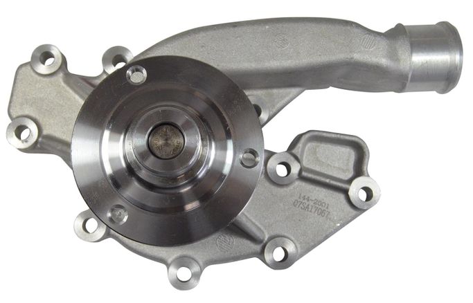 GMB-144-2001, GMB OE Replacement Water Pumps for 1997 DEFENDER 90, 1994-2004 DISCOVERY, 1995-2002 RANGE ROVER - 144-2001 في الإمارات العربية المتحدة, دبي. Condition - new. Price 410 AED. Photo, seller contacts | AUTO.AE