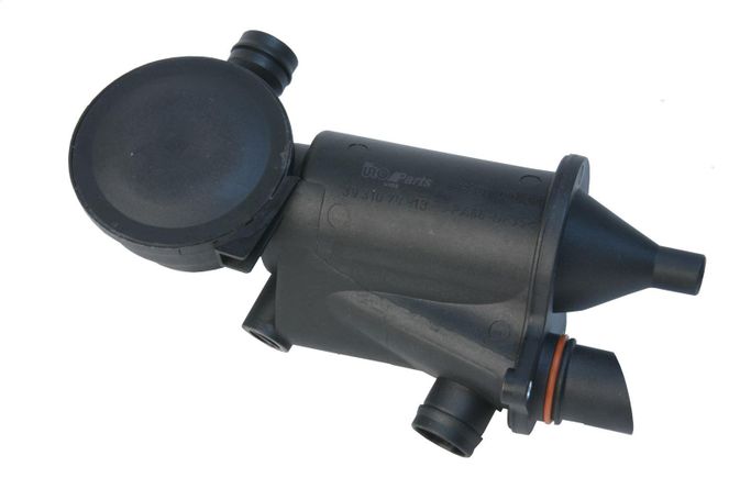URO-010764, URO Parts - Oil Catch Cans for 2003-2008 BOXSTER, 2006-2008 CAYMAN - 99610702601 в ОАЭ, Дубай. Состояние - новое. Цена ⁦340 AED⁩. Фото, контакты продавца | AUTO.AE