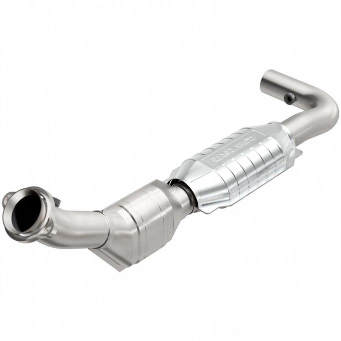23318, MAGNAFLOW 23318 Catalytic Converter Direct-Fit HM Grade for FORD Expedition 1997-1998 في الإمارات العربية المتحدة, دبي. Condition - new. Price ⁦3,050 AED⁩. Photo, seller contacts | AUTO.AE