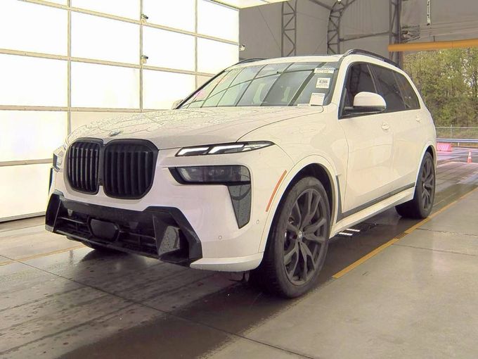 Used BMW X7 40i I (G07) Facelift, 3.0 l, 2023 in Dubai, White color. Other | AUTO.AE