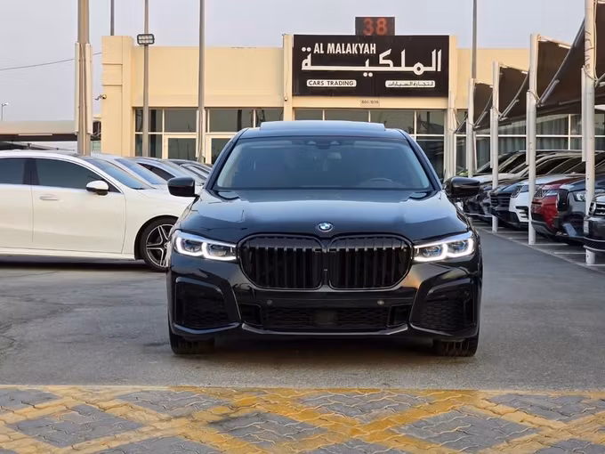 Used BMW 7 Series 740i VI (G11/G12) Facelift, 3.0 l, 2019 in Sharjah, Black color. European Specs | AUTO.AE