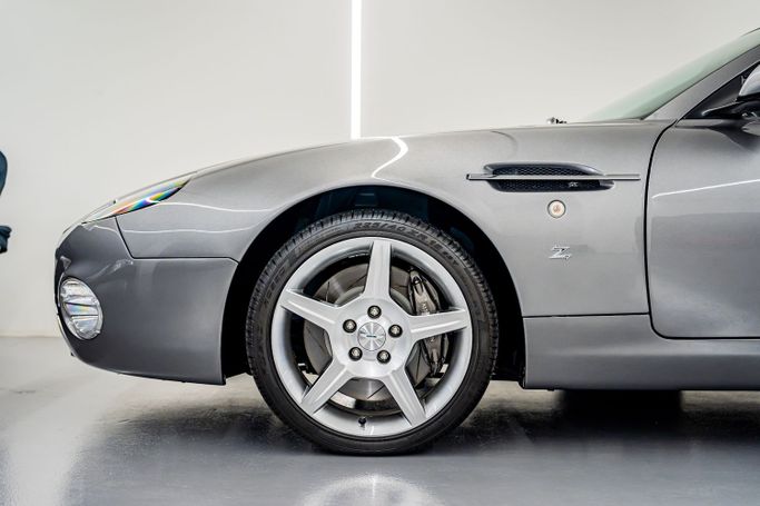 Новый Aston Martin DB AR1, 5.9 л, 2003 в Дубае Бежевый цвет. Европейская | AUTO.AE