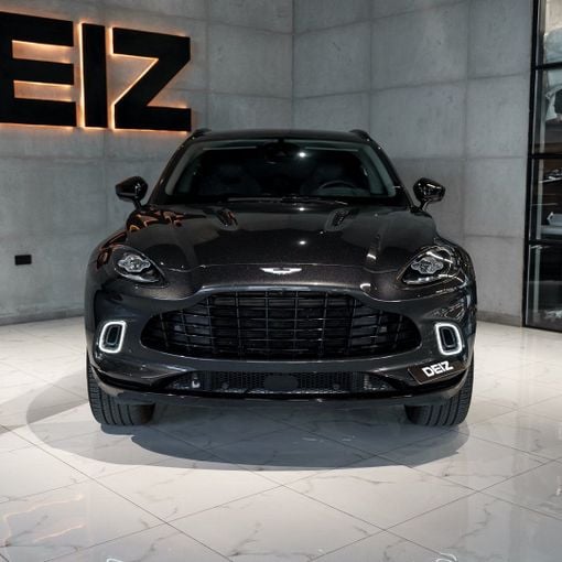 Aston Martin DBX I, 2022 внедорожник 5 дв. спорт класса в Дубае от DEIZ черный цвет | AUTO.AE