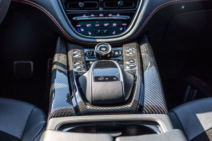Aston Martin DBX DBX707 I, 2023 внедорожник 5 дв. спорт класса в Дубае от POF RENTAL черный цвет | AUTO.AE