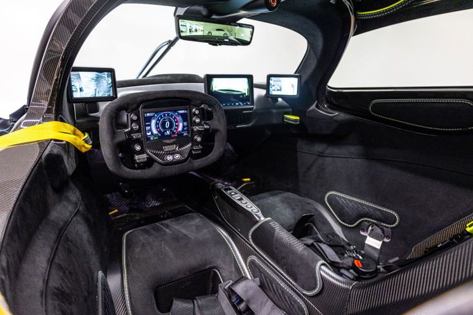 Новый Aston Martin Valkyrie, 6.5 л, 2022 в Дубае от PUPIL OF FATE MOTORS Зеленый цвет. Европейская | AUTO.AE