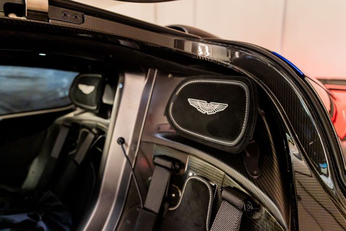 Новый Aston Martin Valkyrie, 6.5 л, 2022 в Дубае Зеленый цвет. Европейская | AUTO.AE