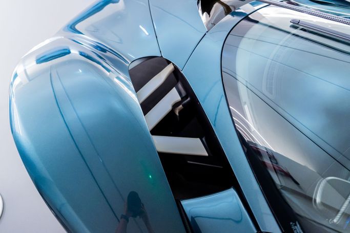 Новый Aston Martin Valkyrie, 6.5 л, 2022 в Дубае Зеленый цвет. Европейская | AUTO.AE