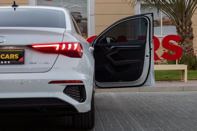 Used Audi A3 35 TFSI IV (8Y), 1.4 l, 2024 in Dubai by Linda Cars, White color. GCC Specs | AUTO.AE