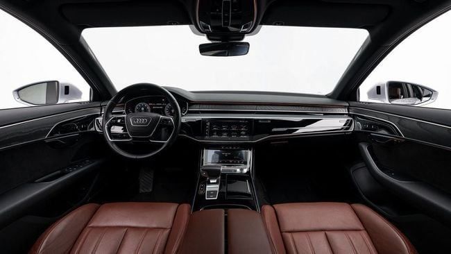 Used Audi A8 Long 55 TFSI IV (D5), 3.0 l, 2018 in Dubai by Al Ain Class Motors, Silver color. GCC Specs | AUTO.AE