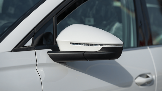 Новый Audi Q4 e-tron 40, 2021 в Дубае от Altass Motors Белый цвет. Other | AUTO.AE